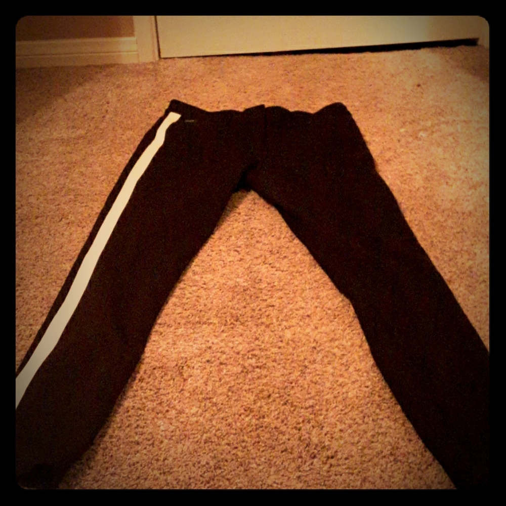 Black jeggings